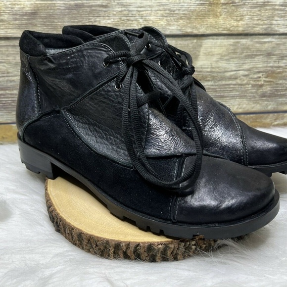 Everybody by BZ Moda Black Patchwork Leather Lace Up Sz 8.5 38.5 Ankle Boots - Picture 7 of 12